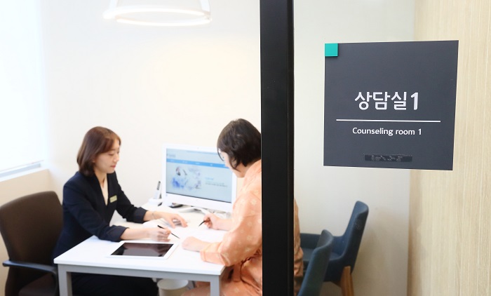 민트병원_상담실.jpg